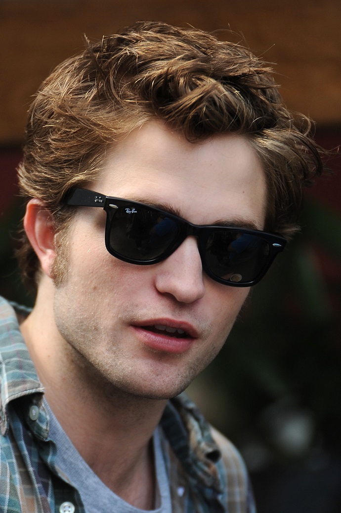 Robert Pattinson